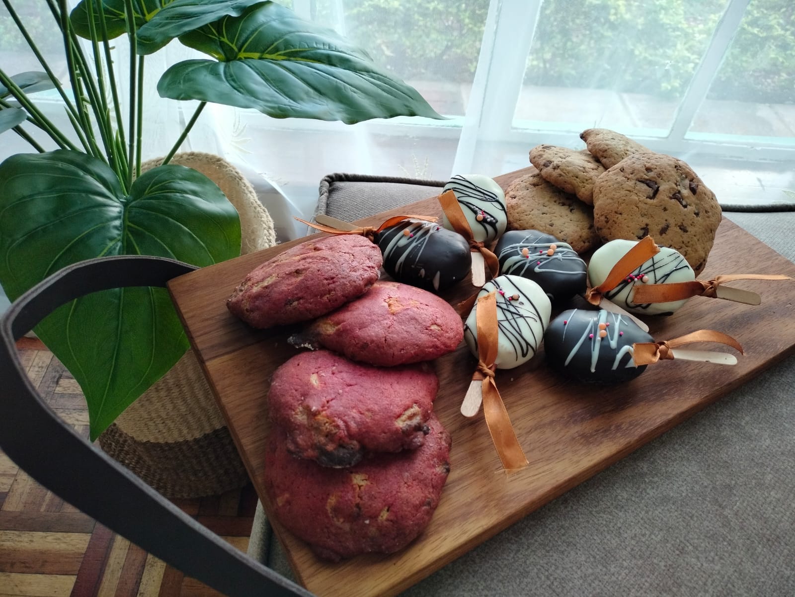 Wooden chopping board, Kenyan wooden chopping board, African chopping board