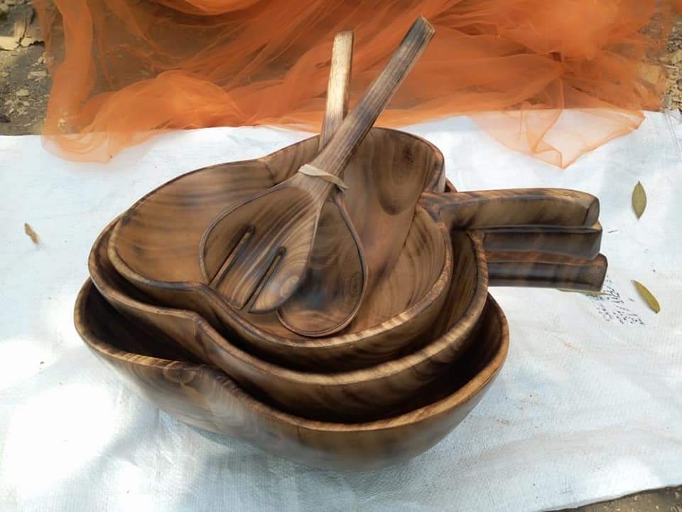 Wooden Leaf Server (Set of 3) and Cooking Sticks (Pair), Wooden server