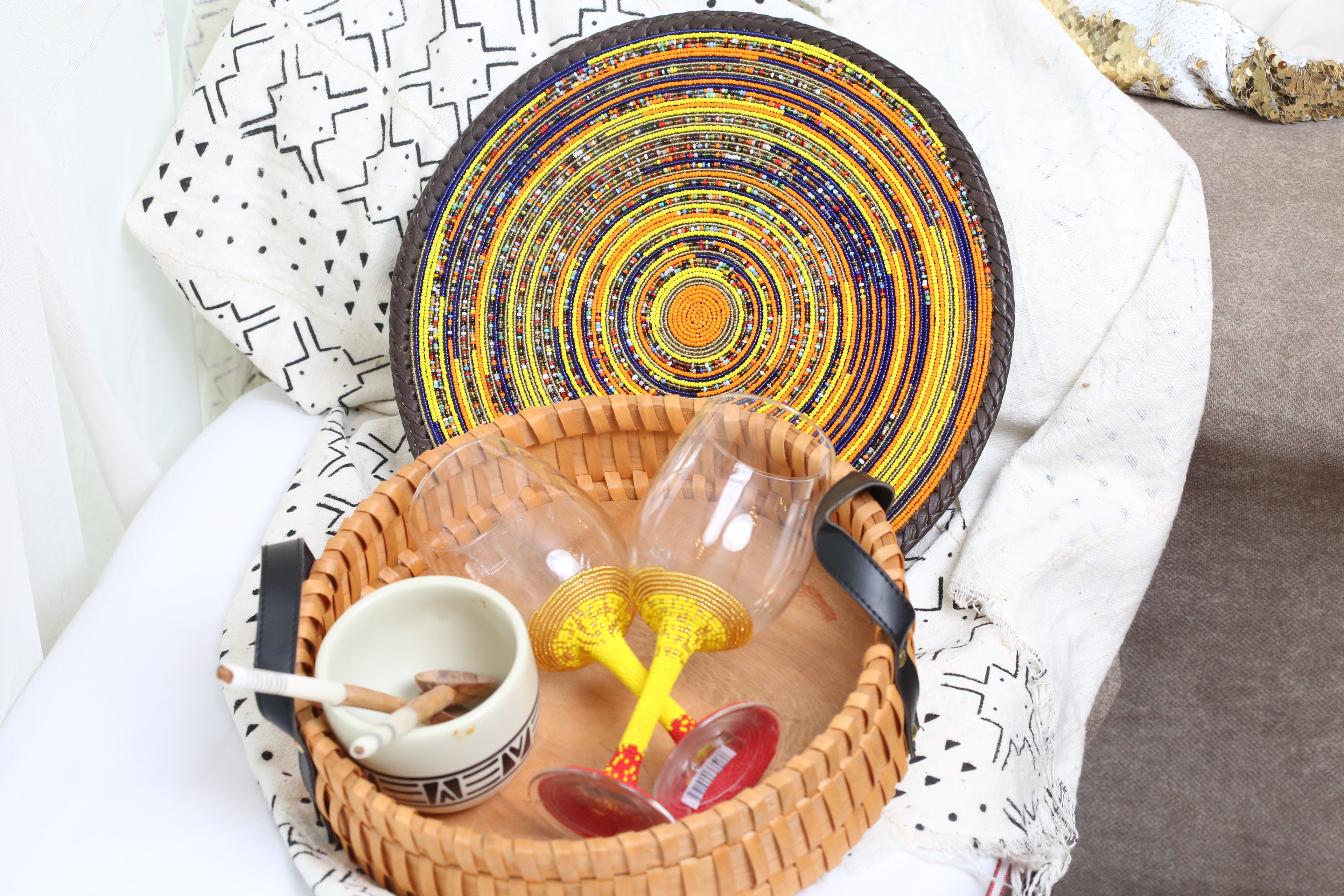 Beaded wine glasses gift package