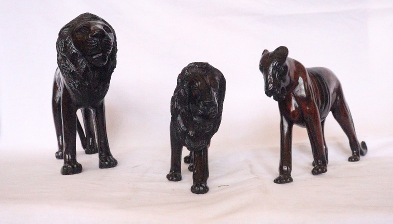 Antiques, Wooden Lion, African Lion, Kenyan Lion, Wooden Carved Lion
