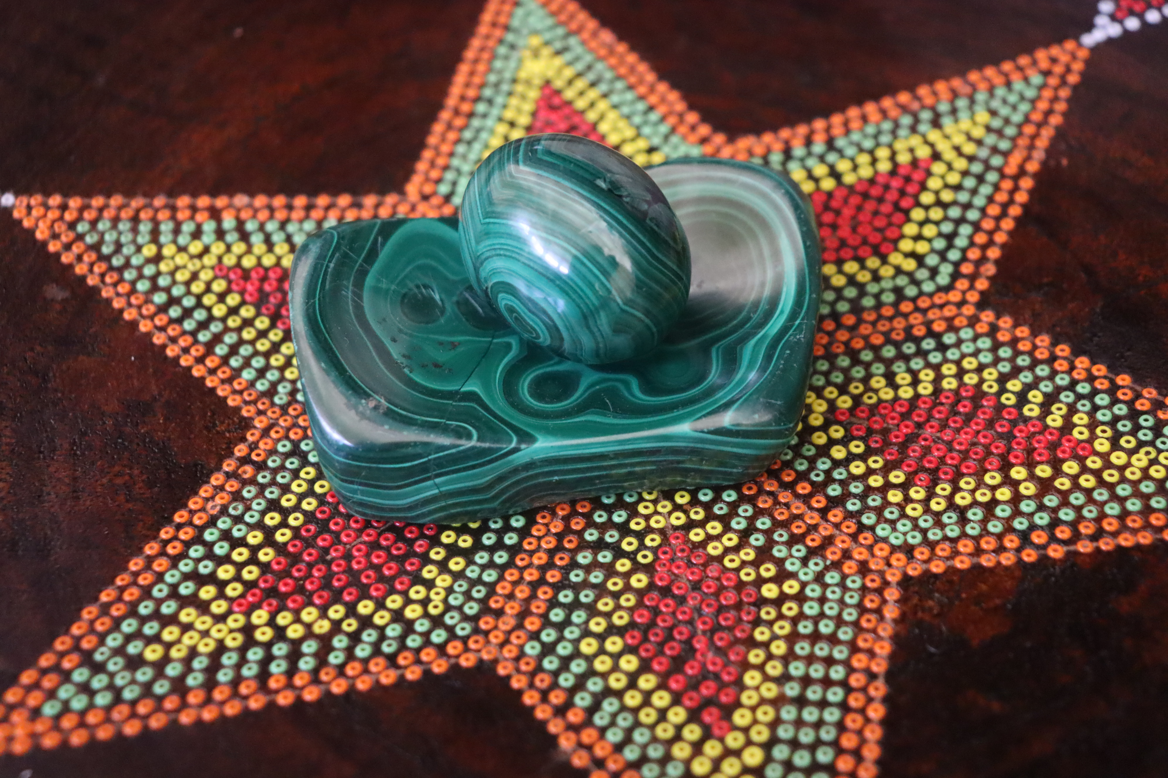 Malachite stone decor